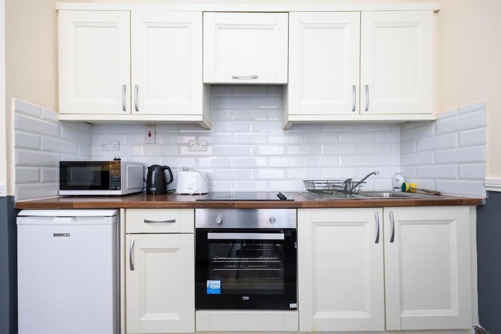 Homely 1 Bedroom Apartment In Smithfield, Дублин Экстерьер фото